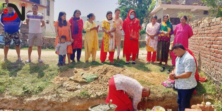 सडक स्तरोन्नती गर्दै वडा