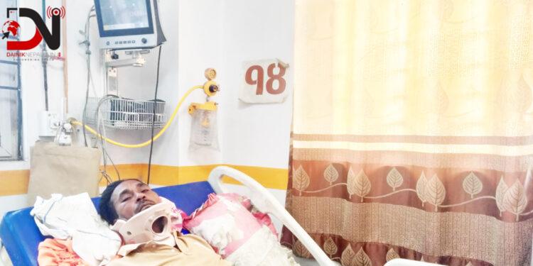 कर्मचारी कुट्ने एक पक्राउ