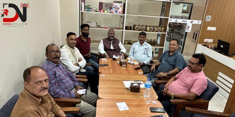 सौर्य उर्जाको सम्भाव्य खोज्दै नरैनापुरमा लगानीकर्ता