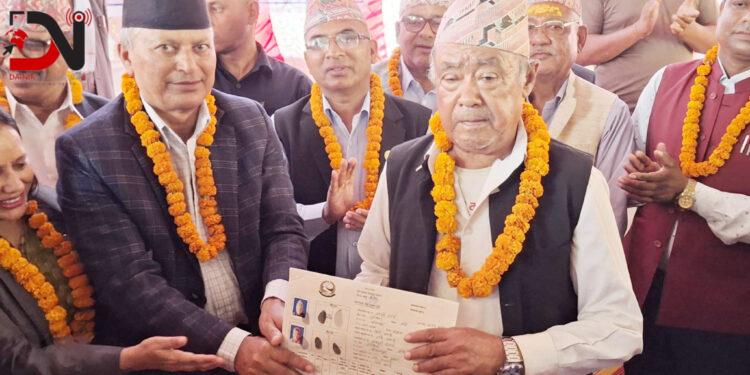 भूमिहीन दलितलाई जग्गाधनी प्रमाणपत्र वितरण