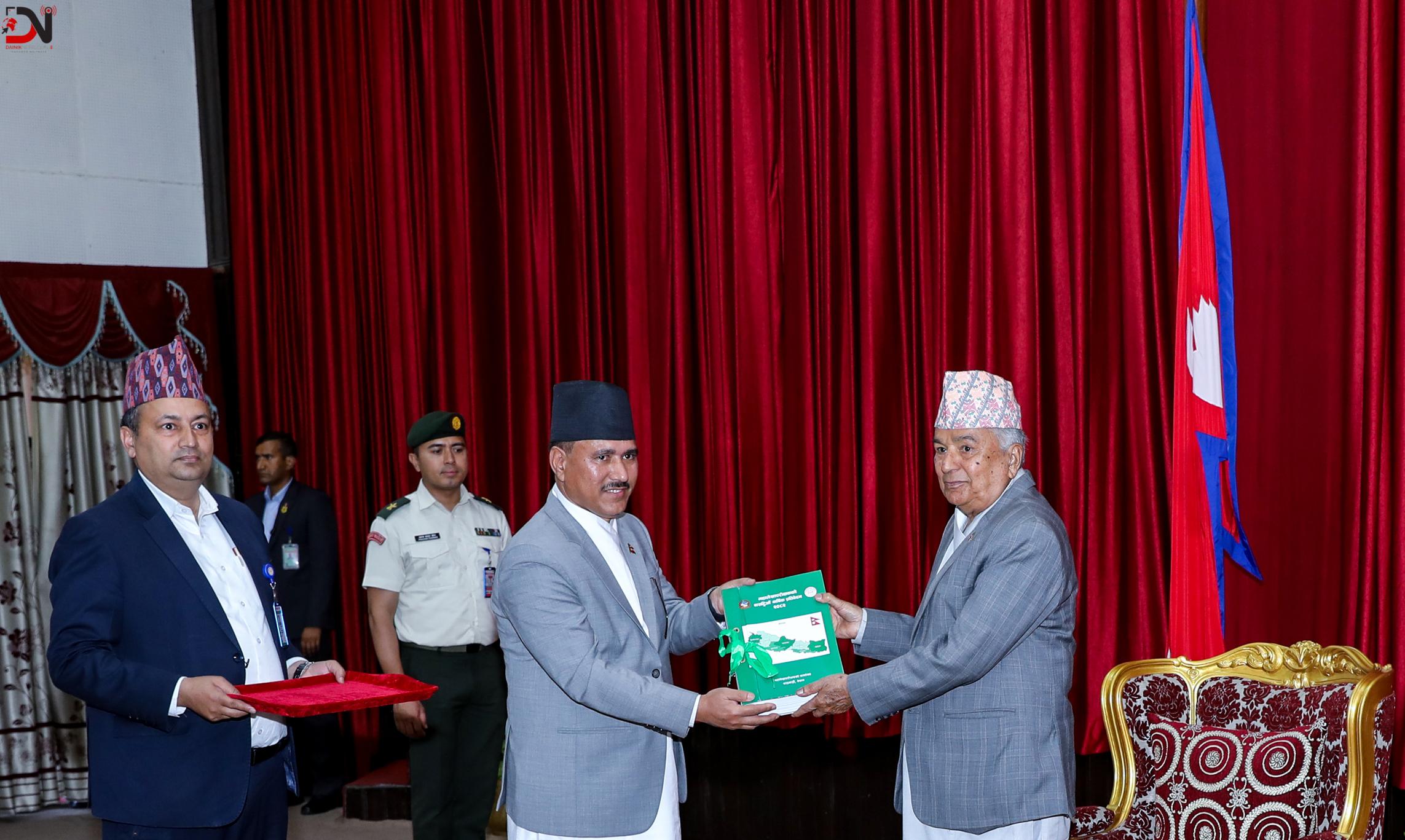 सरकारी कारोबारमा हरेक वर्ष बेरुजु बढ्दै जानु सुशासनका लागि चुनौतीपूर्णः राष्ट्रपति