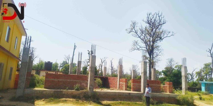 बजेट अभावमा विद्यालय भवन अधुरो