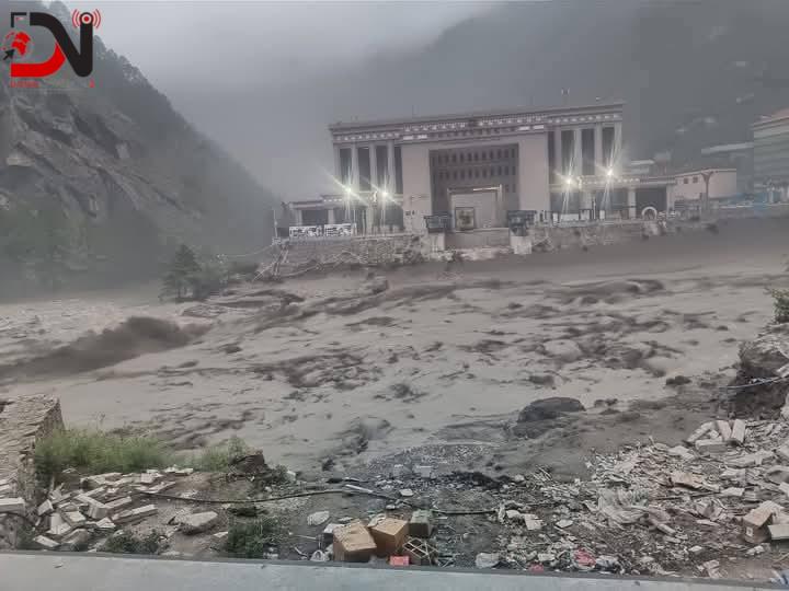 बाढीमा तीन प्रहरी, बर्दियाका चार सहित १८ बेपत्ता