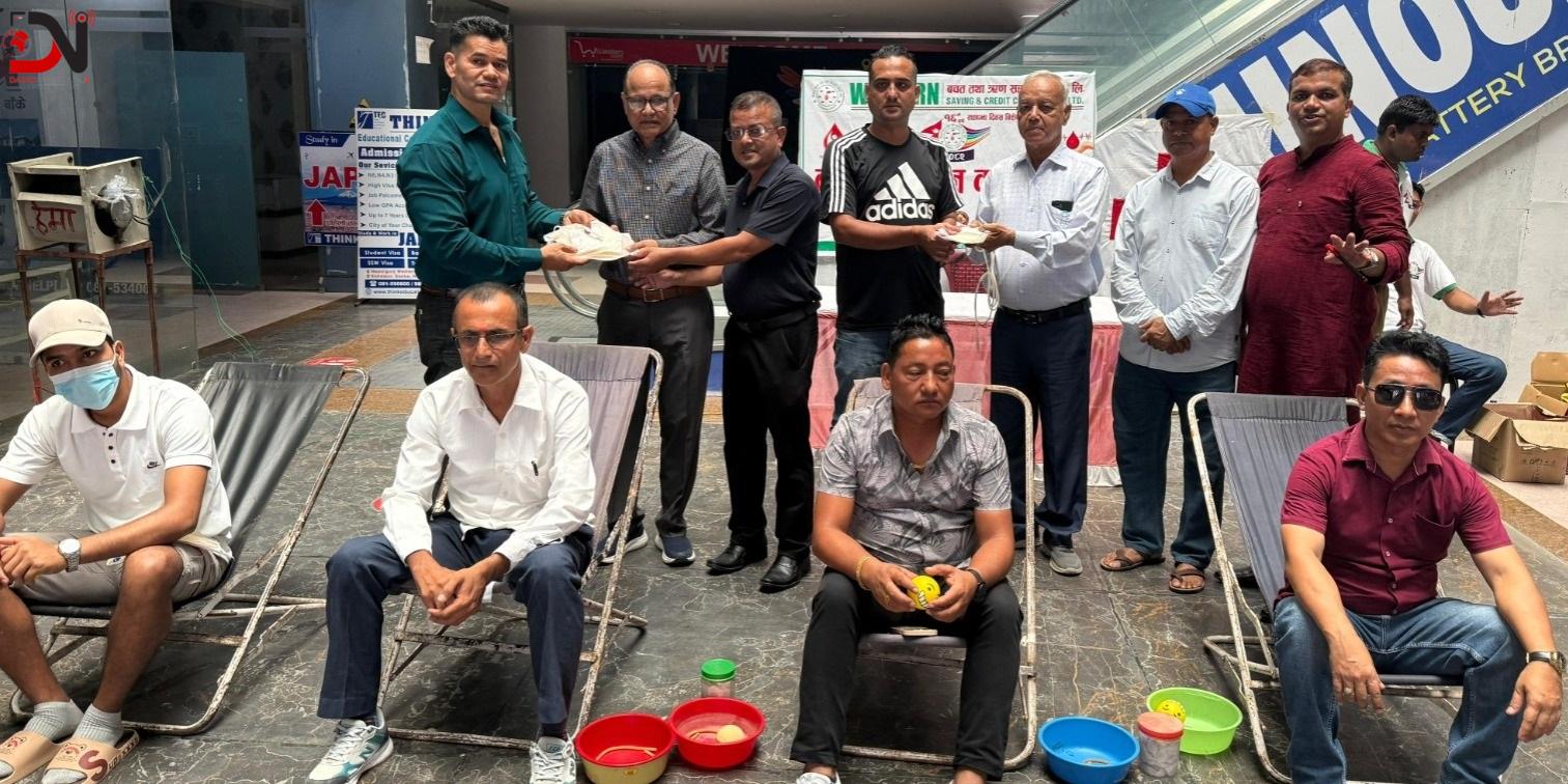 वेष्टर्नको १६ औं स्थापना दिवसमा रक्तदान