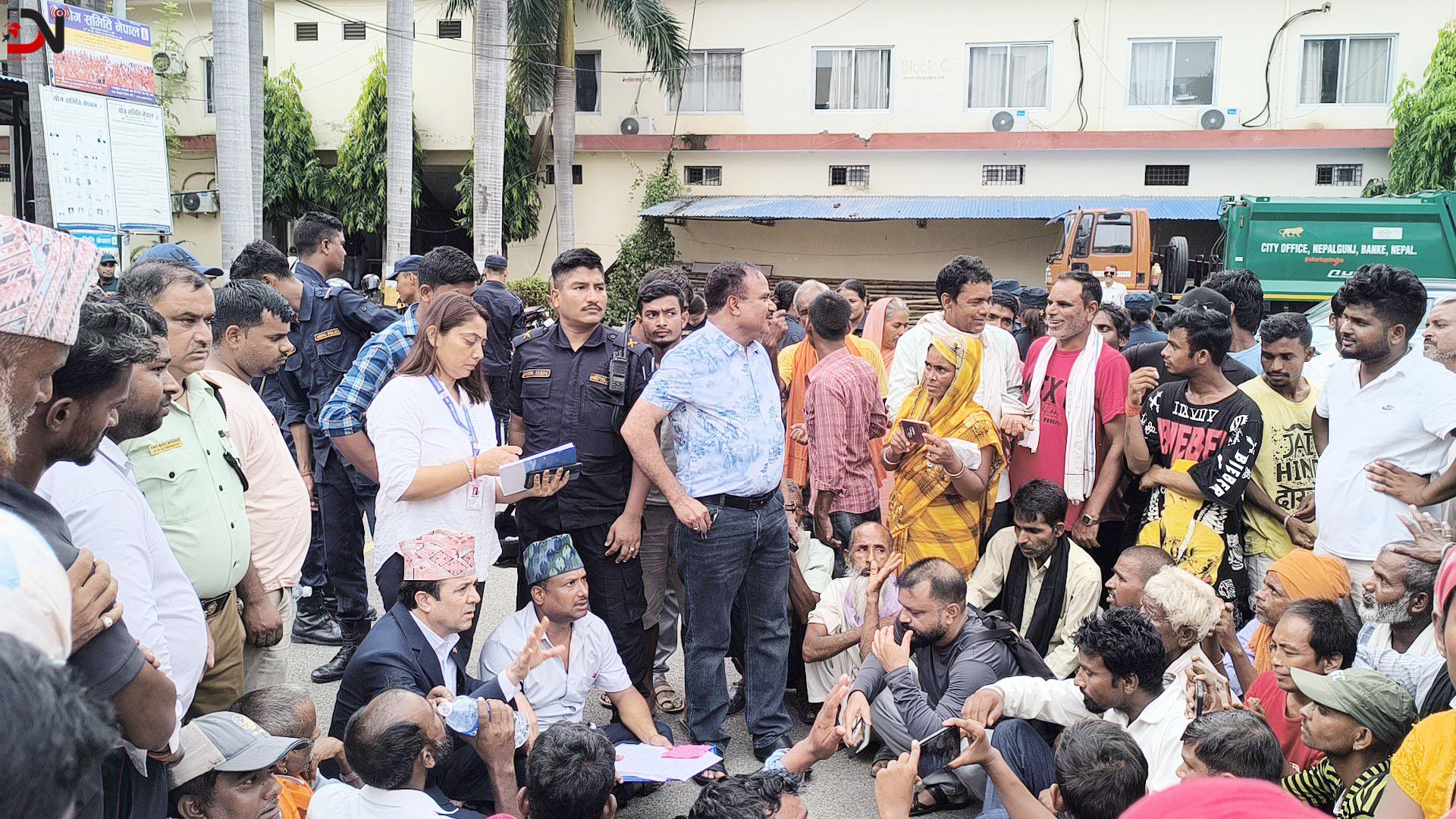 मल वितरण प्रक्रिया अनुगमन गर्दै उपमहानगरपालिका