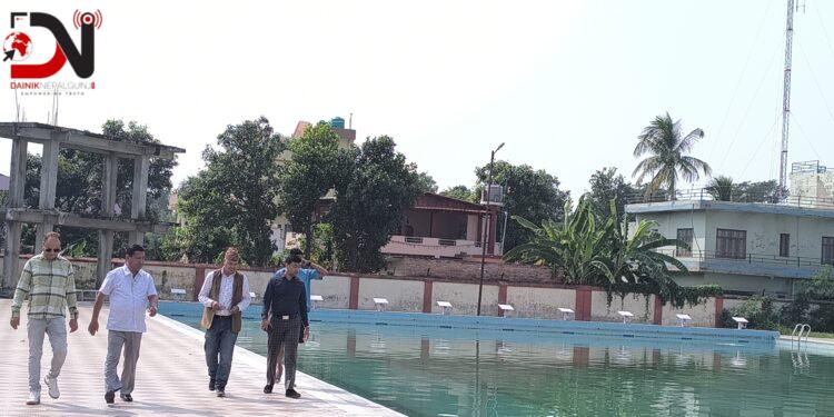 प्रतियोगिता नजिकिंदै जाँदा स्वीमिङ्ग पुल सफाई