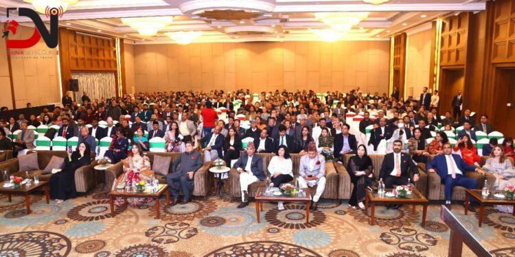 पाकिस्तानमा अध्ययन गरेका विद्यार्थीसँग भेटघाट