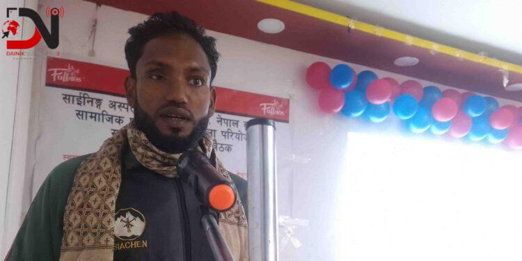 पीडालाई बिर्सेर समुदायमा चेतना फैलाउँदै कुष्ठरोग प्रभावित