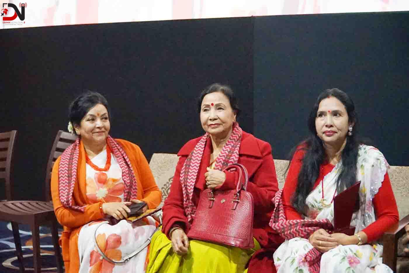 बढ्दो उमेरले अनुभवी बनाएको छः अभिनेत्री भुसाल