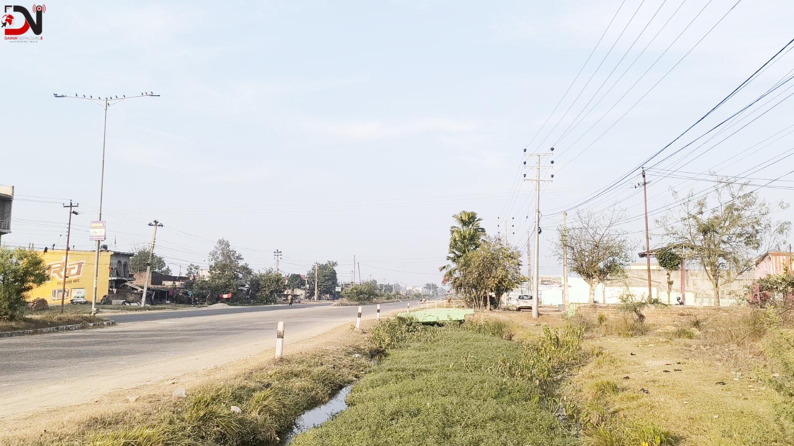 सुर्खेतरोडको अतिक्रमण हटाउन ७२ घण्टे अल्टिमेटम