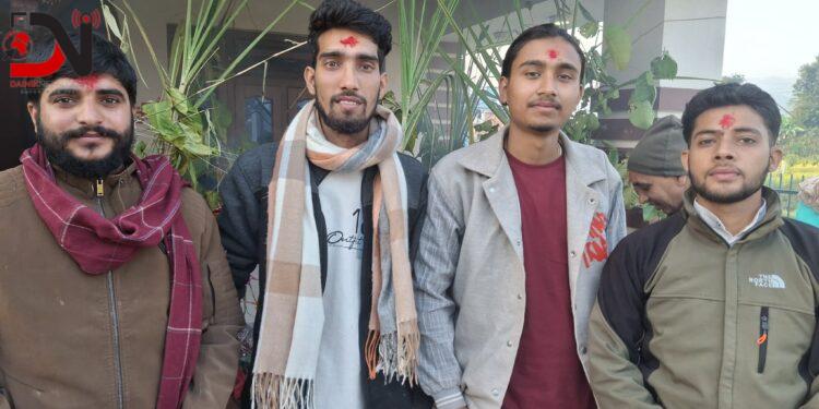 धार्मिक अनुष्ठानमा युवा पुरोहित