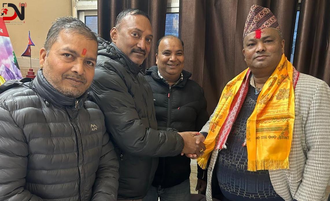 बार अध्यक्षलाई समाजको सम्मान