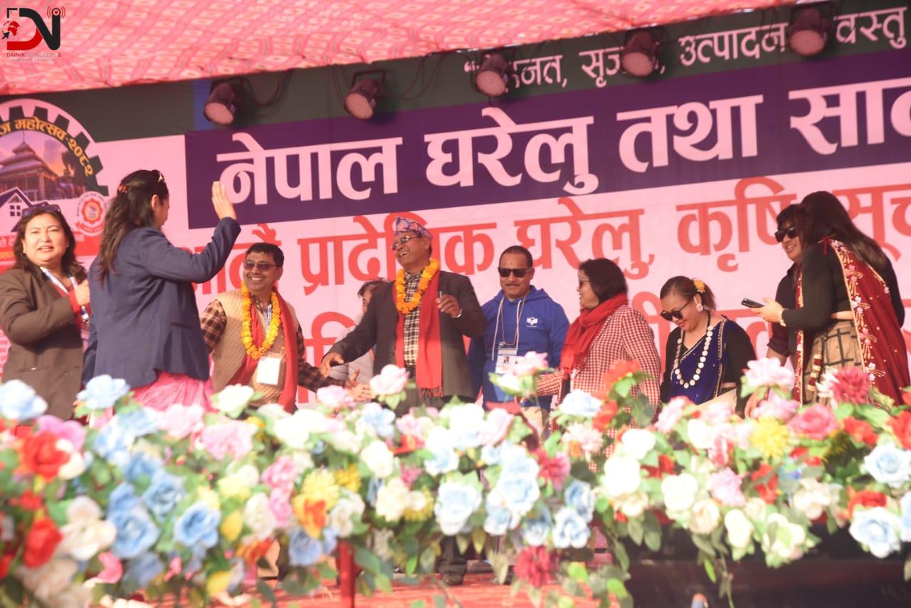 नेपालगन्ज महोत्सवमा गायक राज कुश्मी र सपना शाहीको दमदार प्रस्तुती