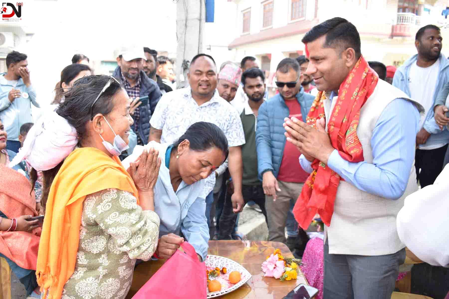 वडा नं १ मा इश्तियाक राईको घरदैलो र कोण सभा