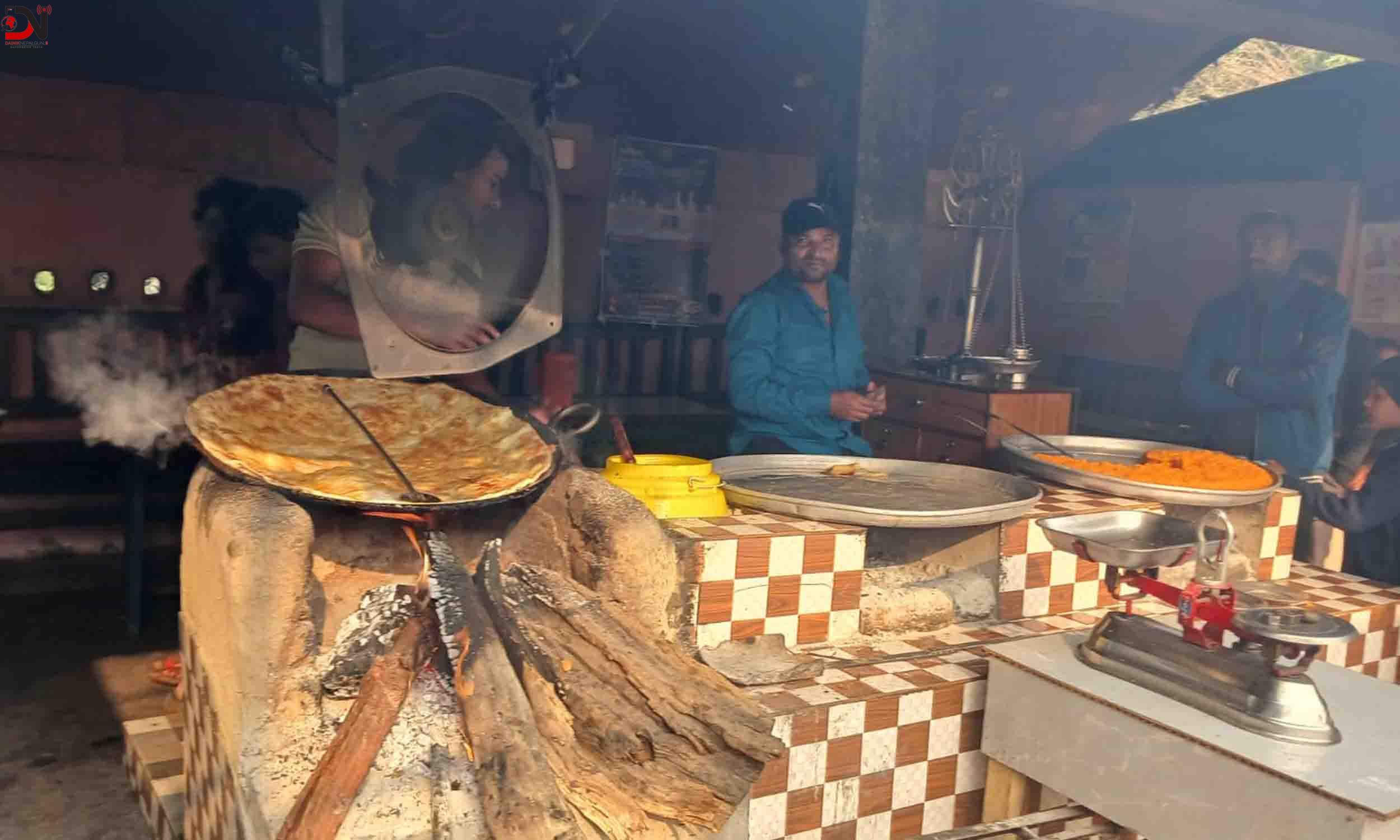 चार दशकदेखि हलुवा–पराठाको स्वाद चखाउँदै अरमान