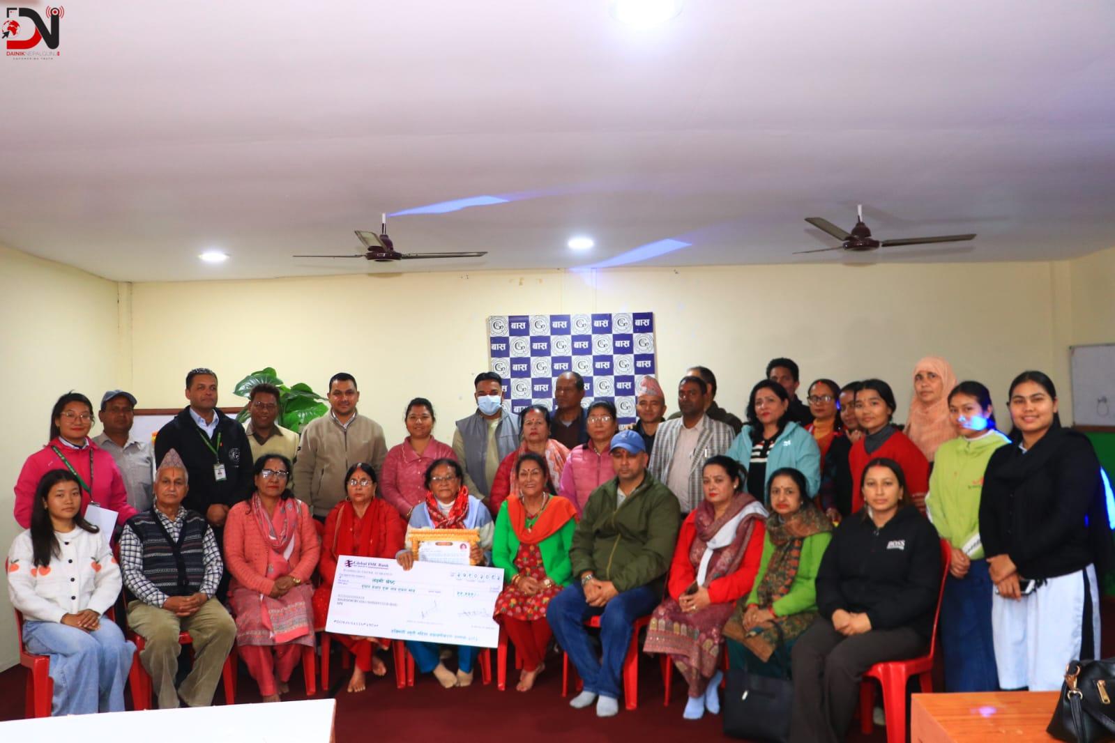 तीन दशकदेखि महिला अधिकारका क्षेत्रमा क्रियाशील लक्ष्मी श्रेष्ठ सम्मानित