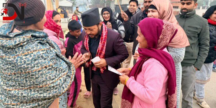 कारकाँदोको मतदातासँग विष्टको अन्तरक्रिया