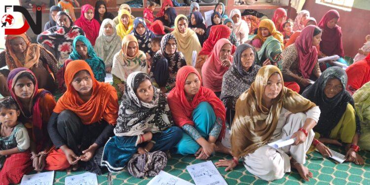 मुस्लिम महिलालाई मतदाता शिक्षा