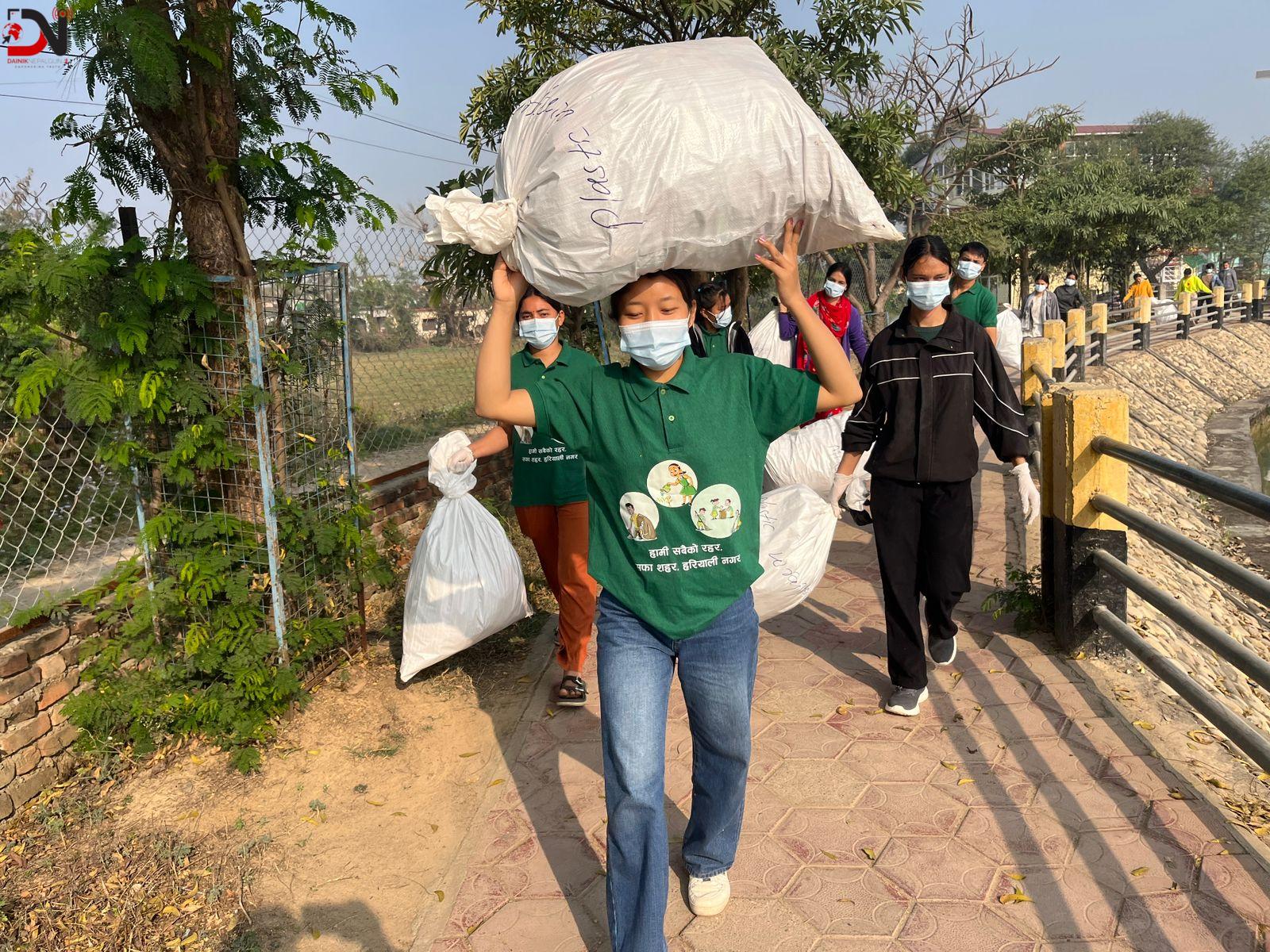 नेपालगन्ज वाटरपार्कमा भेटियो १०० किलो बढि फोहोर