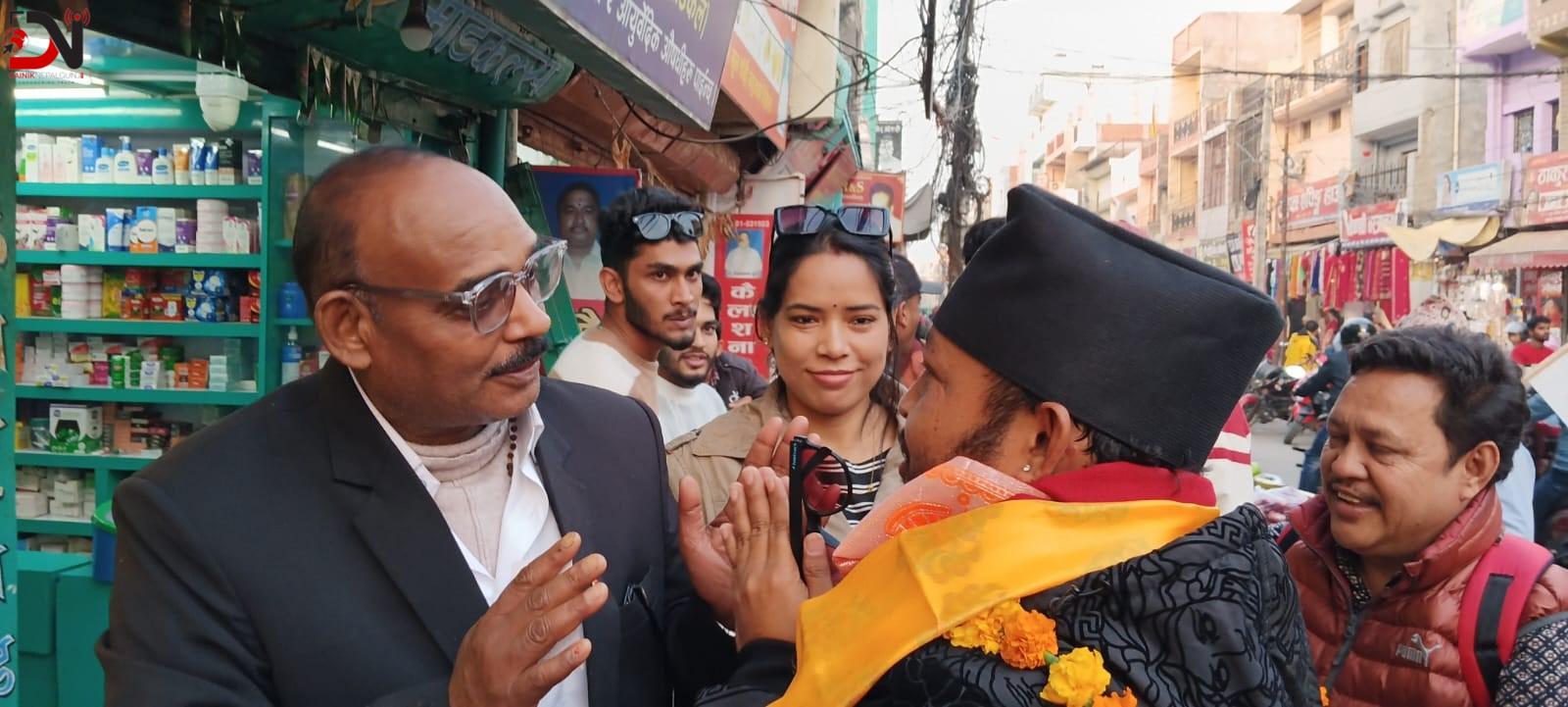 घरदैलोपछि एजेन्डा बनाउँदै विष्ट