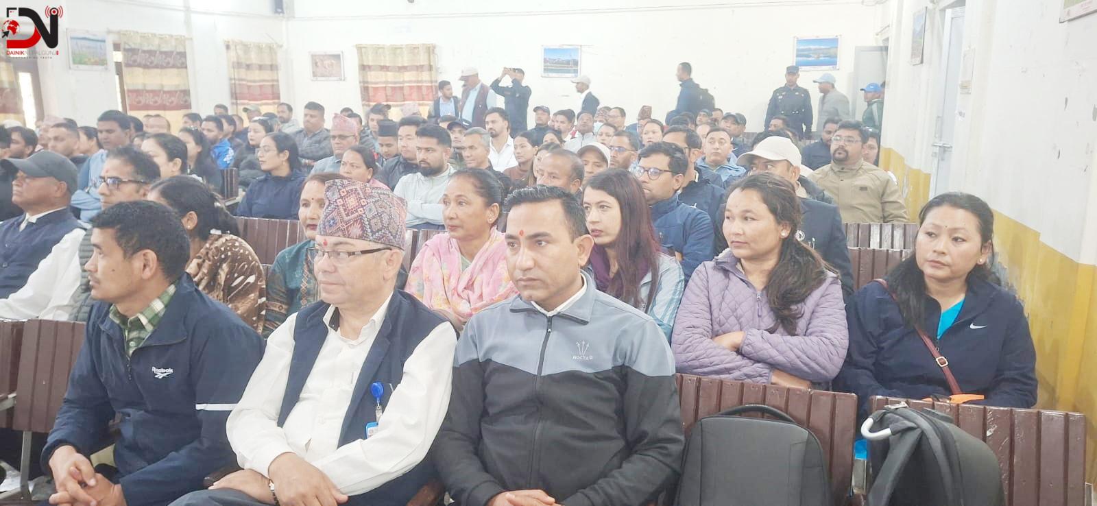 मतदान अधिकृतका लागि प्रशिक्षणमा मुख्य निर्वाचन अधिकृतको चेतावनी