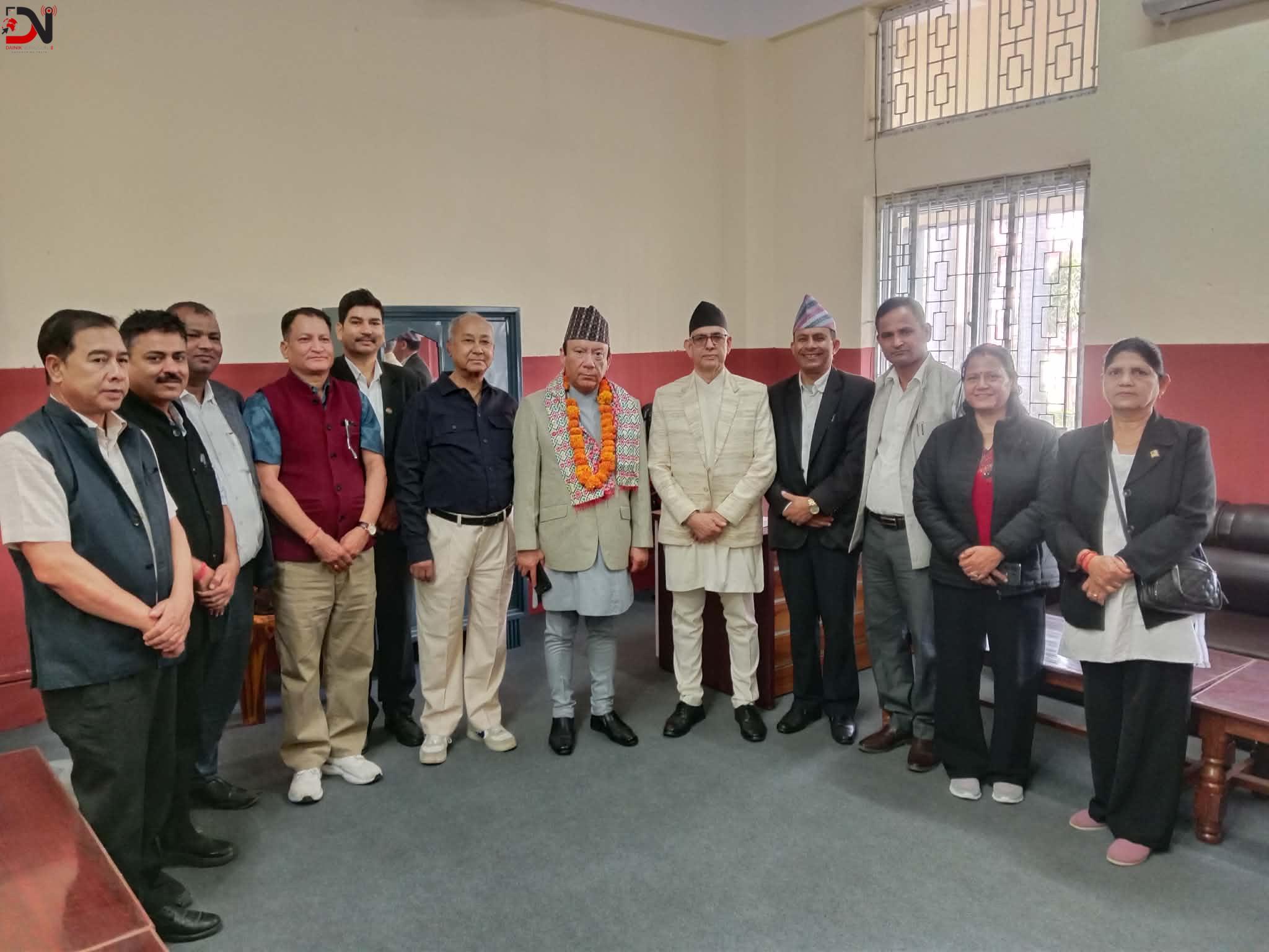 प्रधान न्यायाधीश राउतसँग बाँकेका कानुन व्यवसायीको छलफल