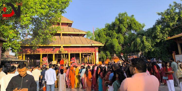 नयाँ वर्षमा बागेश्वरी मन्दिरमा भक्तजनको घुइँचो, धार्मिक उत्साह बढ्यो