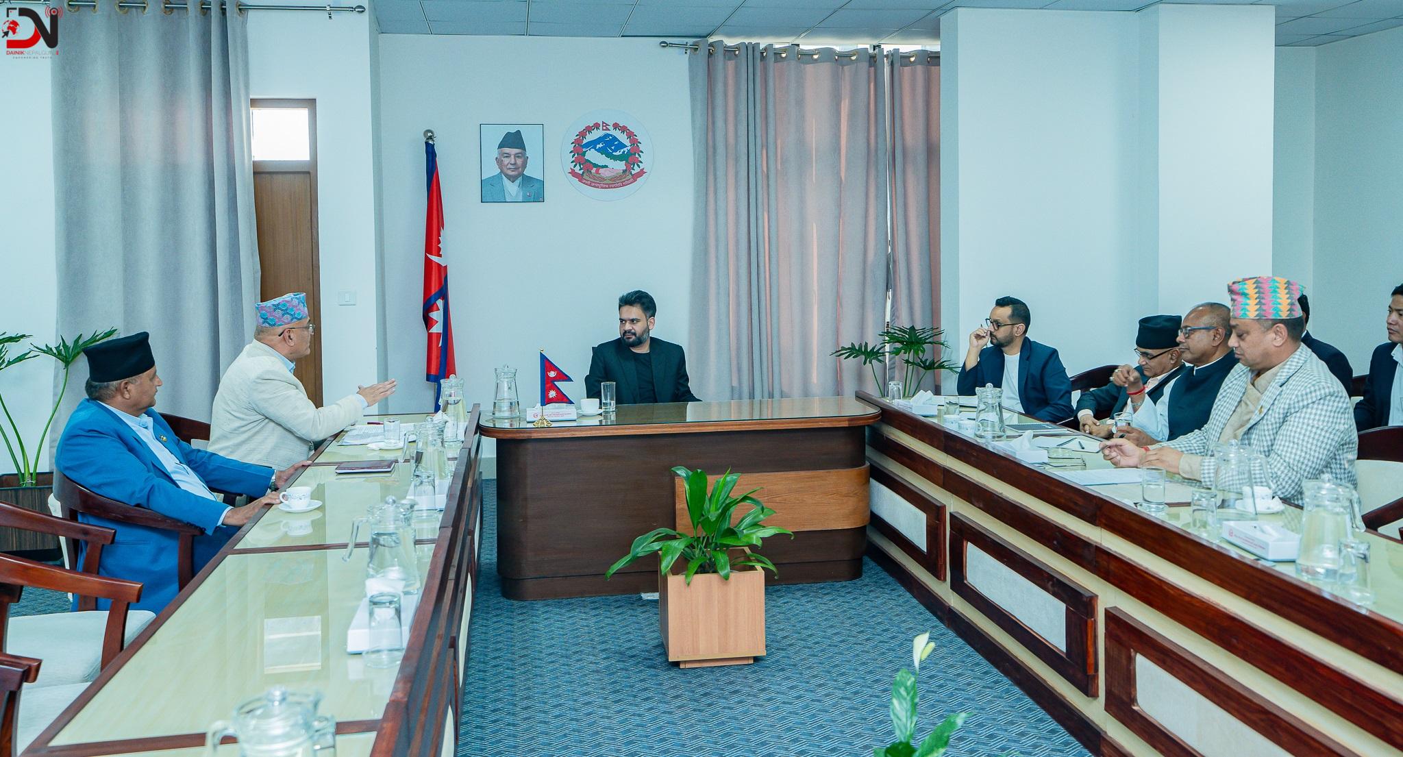 सङ्घीयता कार्यान्वयनका जटिलता सुल्झाउन प्रधानमन्त्री शाहद्वारा मुख्यमन्त्रीहरूसँग छलफल