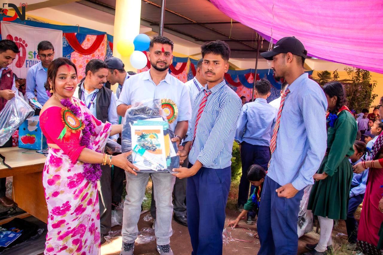 वन स्टेप फाउन्डेसनः विद्यार्थीका सहयोगी पाइला