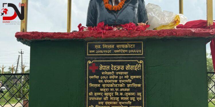 खजुरामा रेडक्रसका संस्थापक मिलन सापकोटाको सालिक