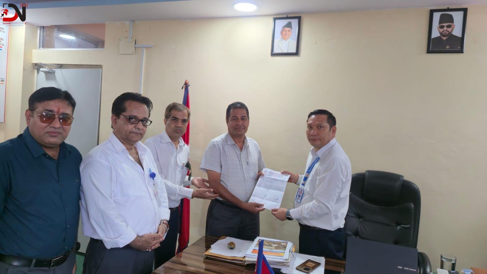 प्रशासनमा चिकित्सकको ज्ञापन