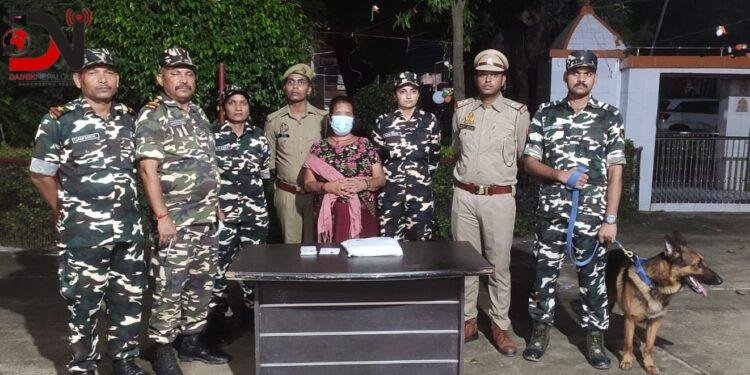 भारतमा २.५ किलो अफिमसहित नेपाली महिला पक्राउ