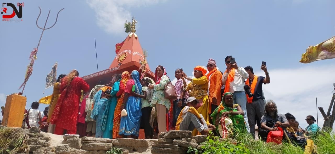 सन्तानेश्वरमा भक्तजनको ओइरो