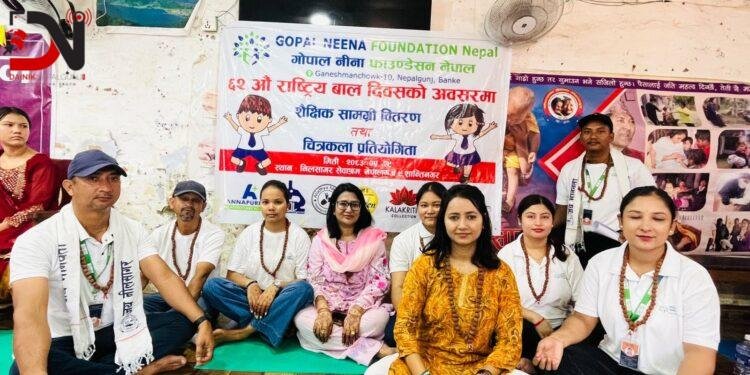 पेन्टिङ र खेल सामाग्री पाएपछि आश्रित बालबालिका दङ्ग