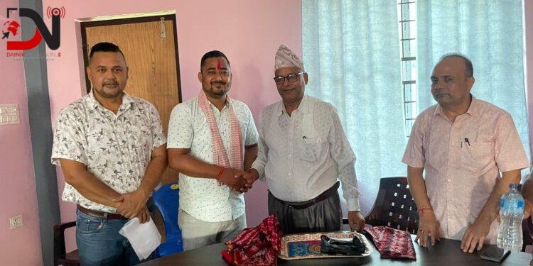 निर्वाचितलाई काँग्रेसको सम्मान