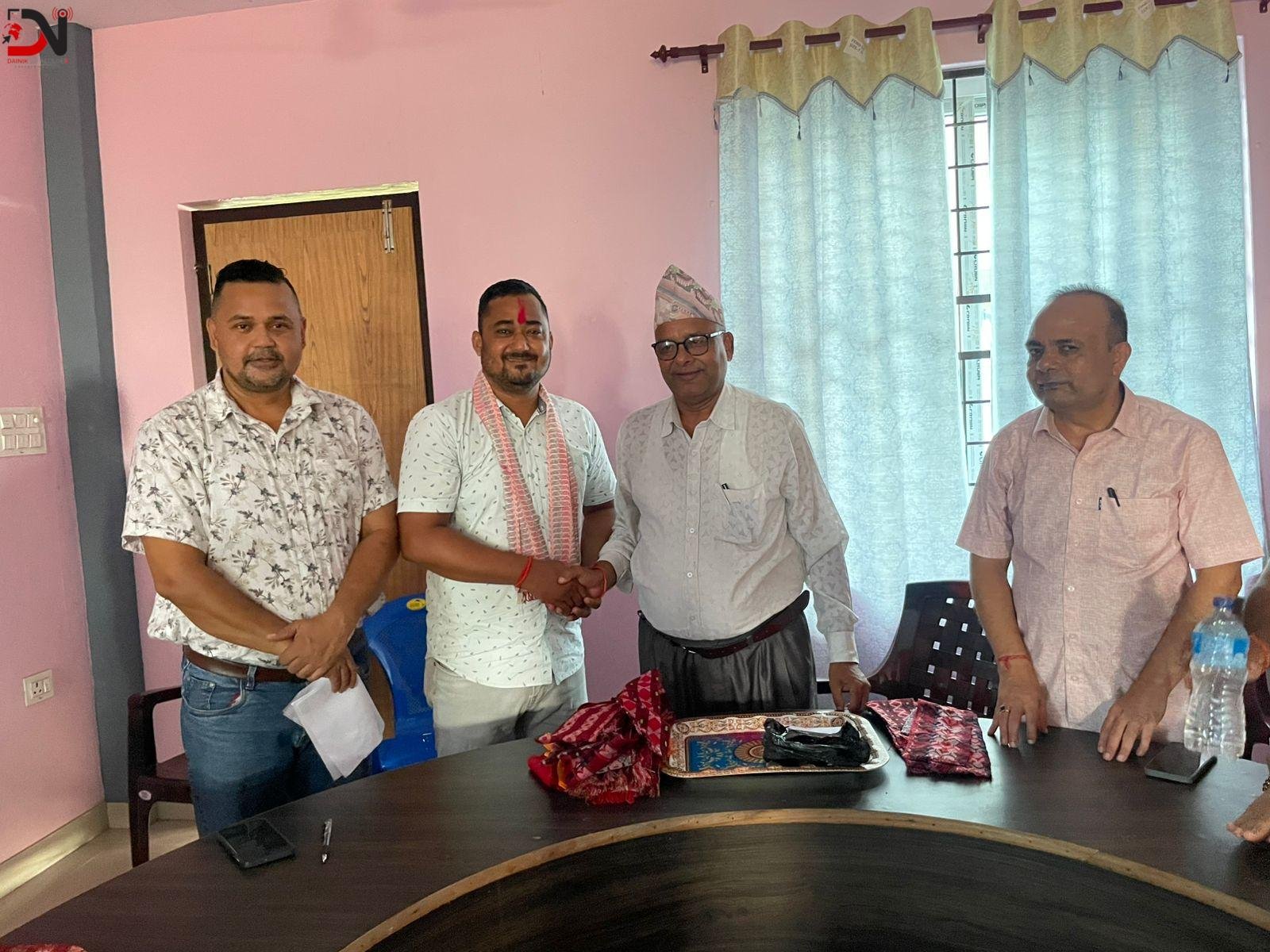 निर्वाचितलाई काँग्रेसको सम्मान