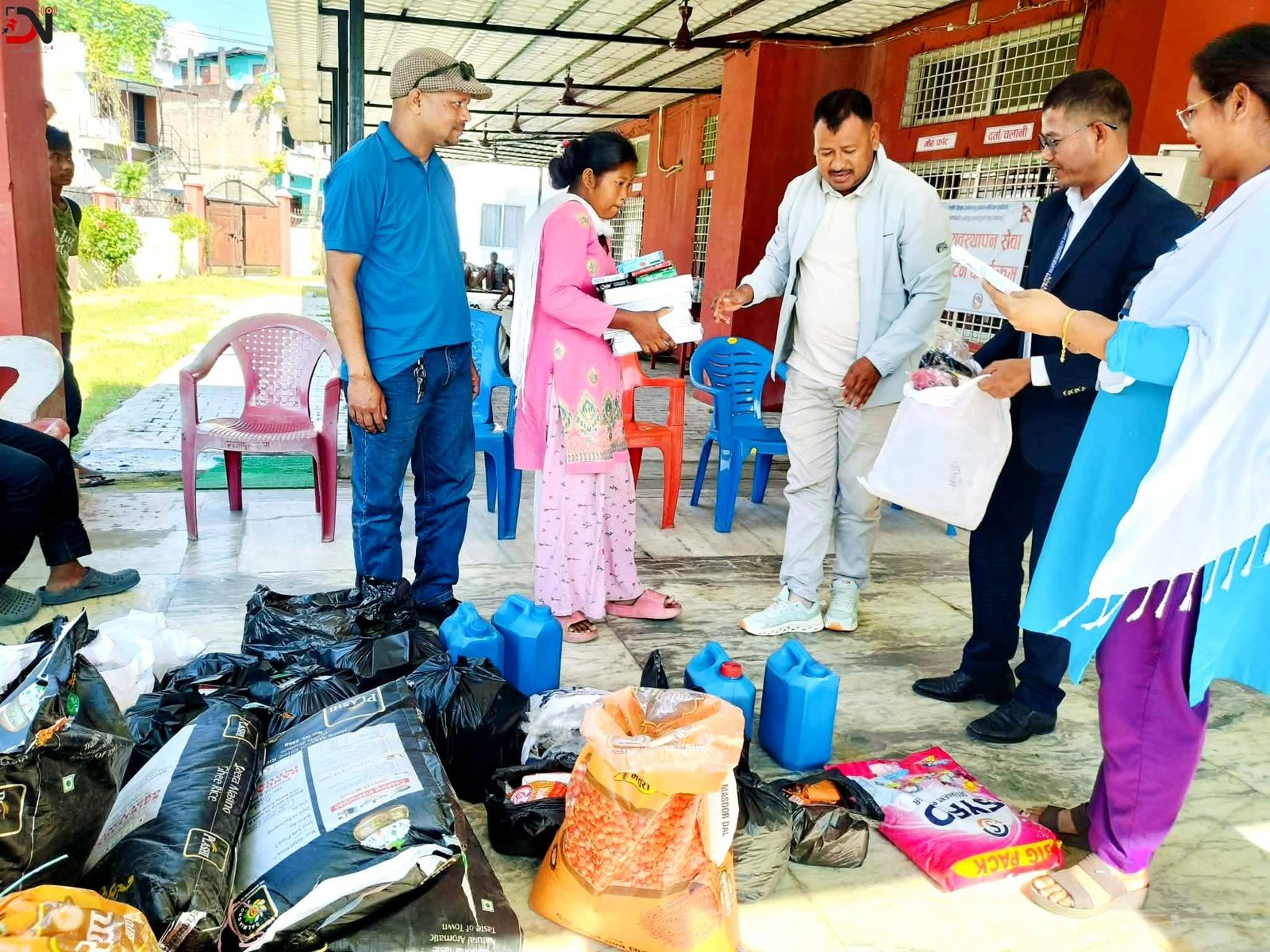 बालबालिकाको शिक्षा र आधारभूत आवश्यकताका लागि सहयोग प्रदान