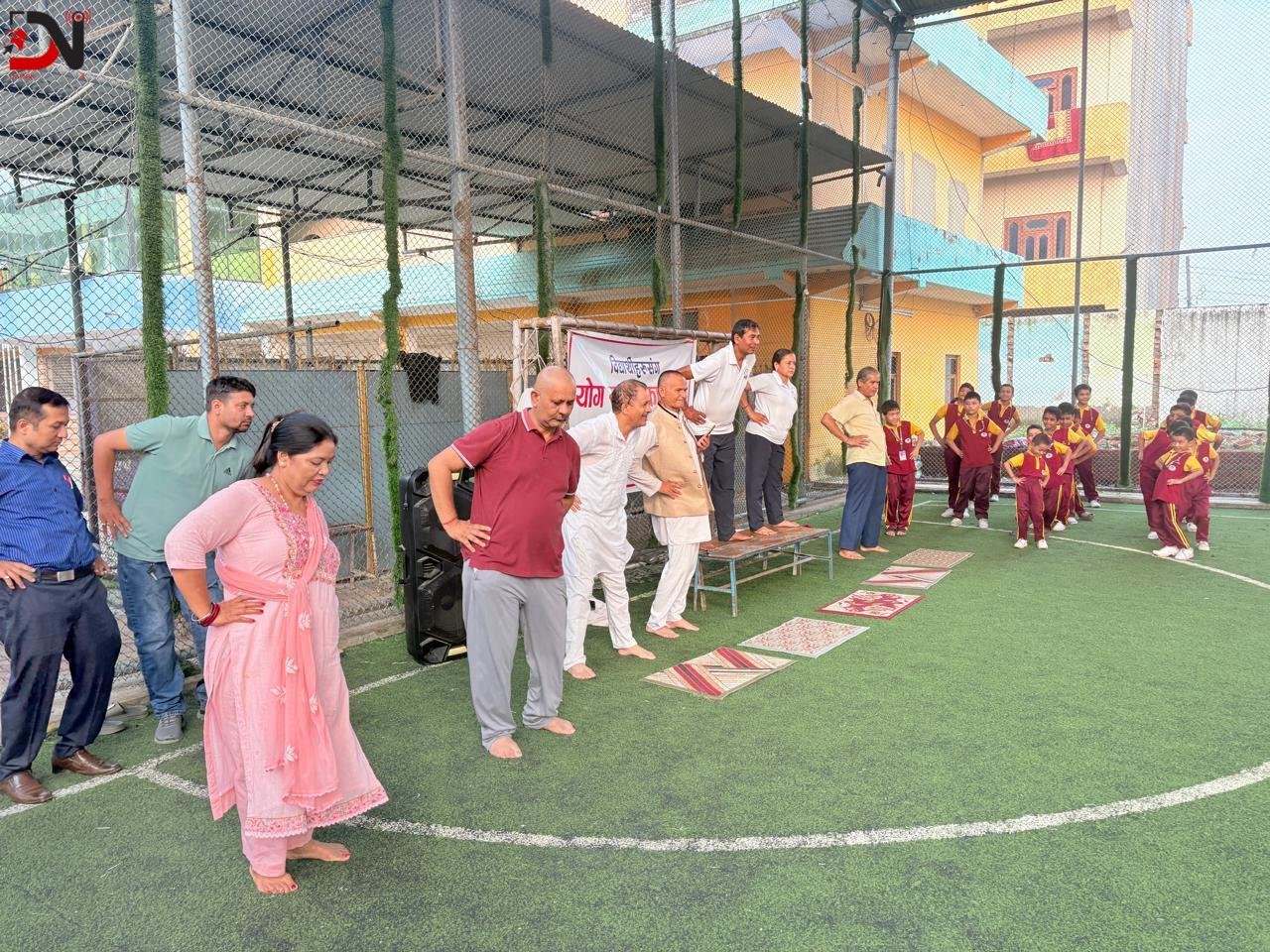 होप इन्टरनेशनल एकेडेमीमा विद्यार्थीले गरे सामूहिक योग साधना