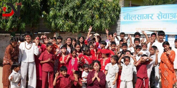 नीलसागरमा दसैंको खुसी, टीका लगाउँदा भावुक बने आश्रित